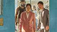 The government officials were also quarantined (Image Source: Netflix)